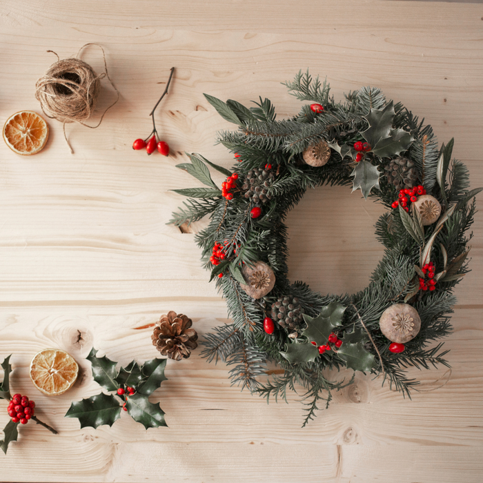 CLASS Decorating Holiday Wreaths